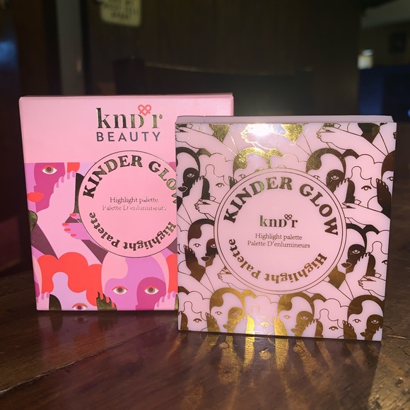 KNDR beauty highlighter palette - Picture 1 of 2